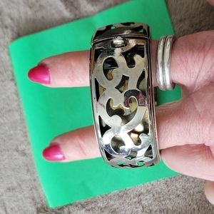 1" BEAUTIFUL Filagree Cuff bracelet Silver /Brass vintage no markings